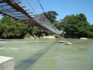 cung-duong-trekking-viet-nam-thac-mai