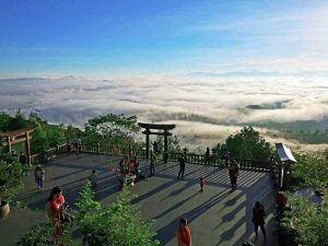 trekking-linh-quy-phap-an