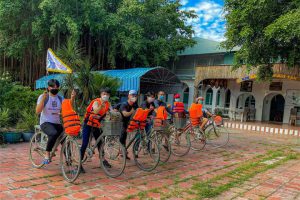 tour-du-lich-can-tho-cung-viet-uc-tourist