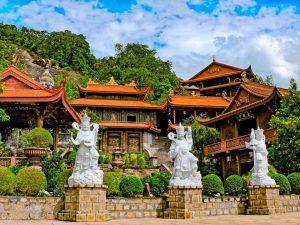 CHUA-HANG-CHAU-DOC-TOUR-HANH-HUONG-2023