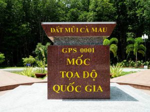 du-lich-ca-mau-cot-moc-cuc-nam