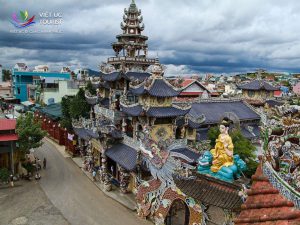 Chua Linh Phuoc