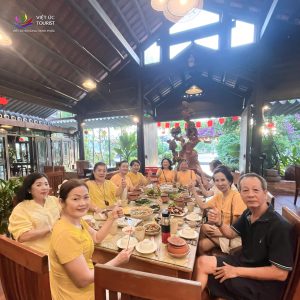 Tour Khach Doan Phu Yen 21 05 019