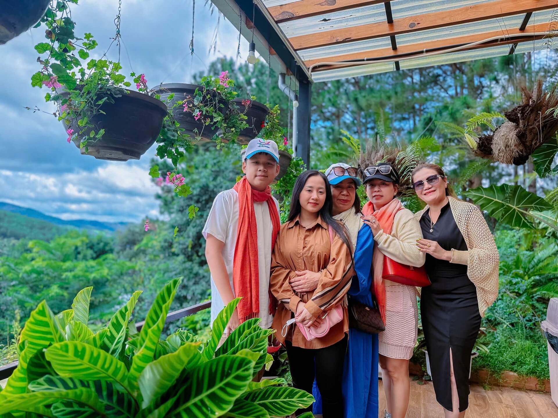 Tour Ghep Da Lat 22 8 030
