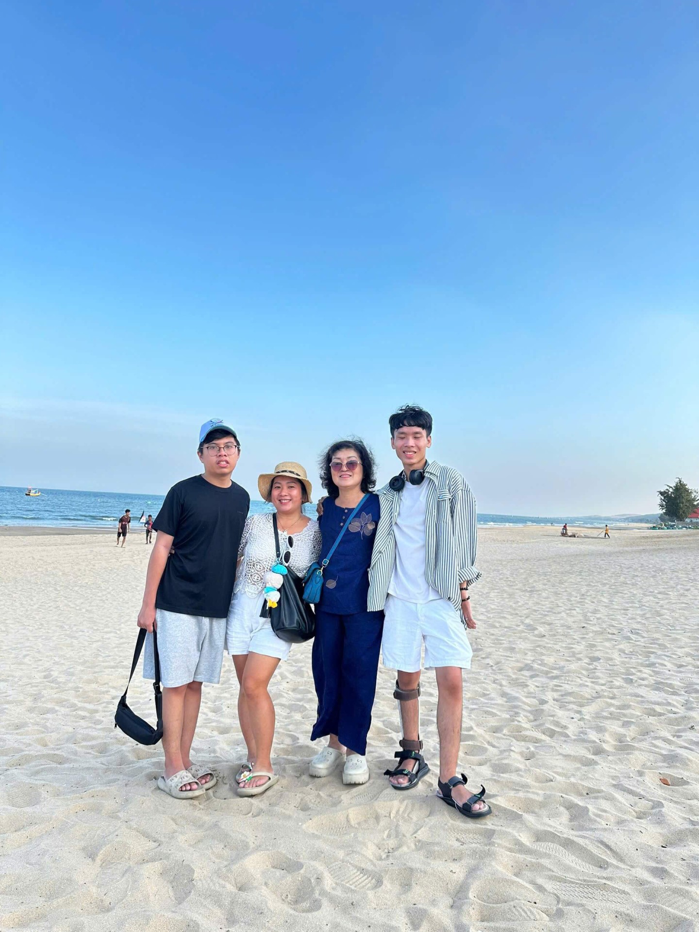 Tour Ghep Phan Thiet 18 8 010