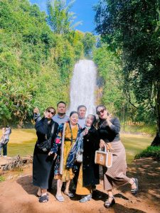 Tour Ghep Mang Den 13 11 2025 02