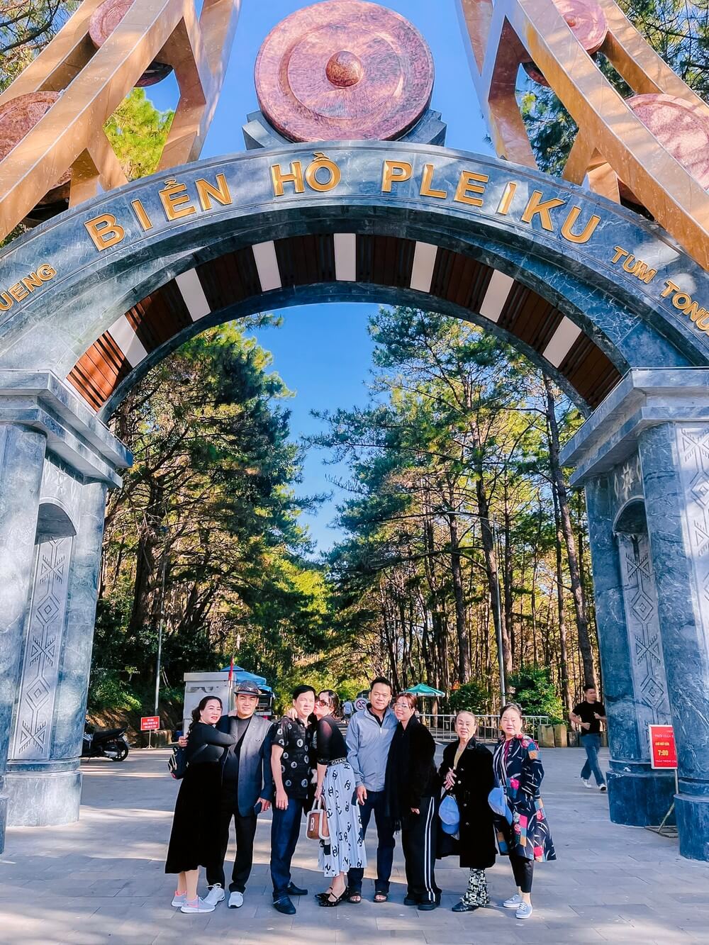 Tour Ghep Mang Den 13 11 2025 07