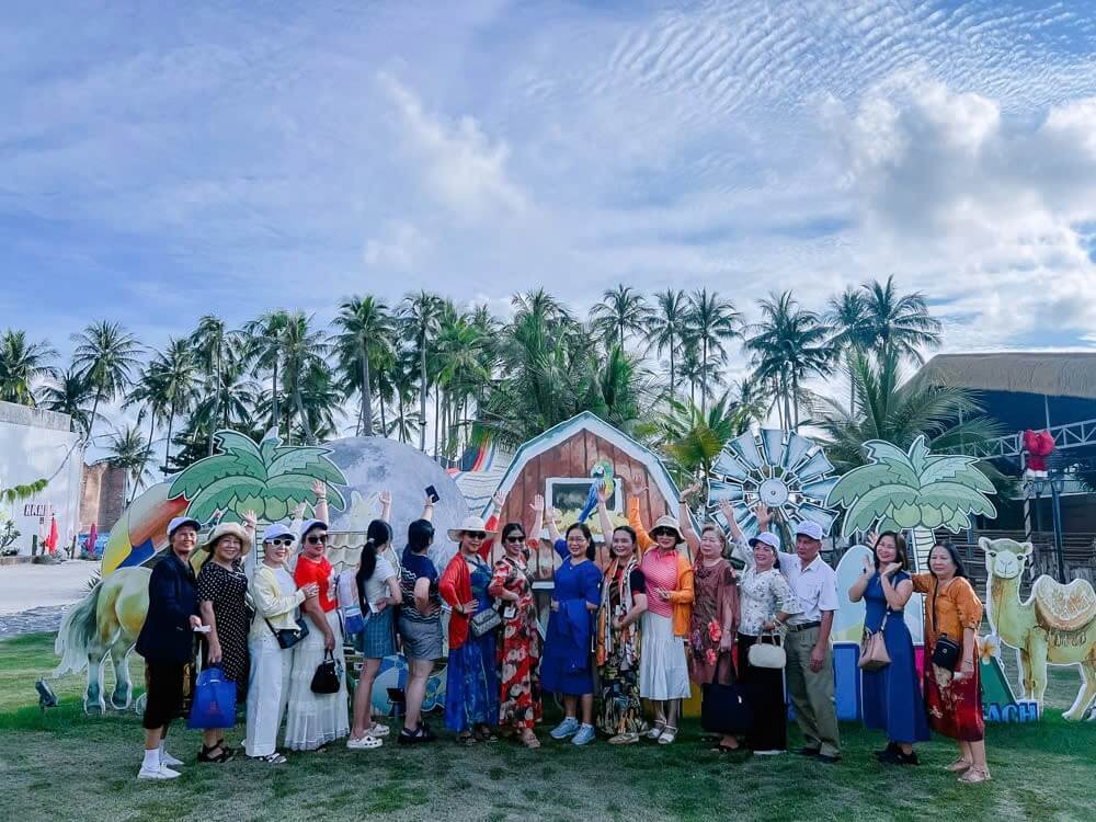 Tour Khach Doan Phan Thiet 31 10 25 01