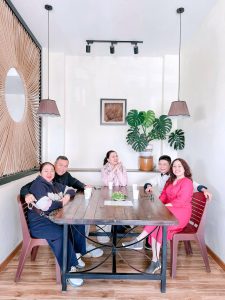 Mua Hoa Anh Dao Dem Da Lat 05