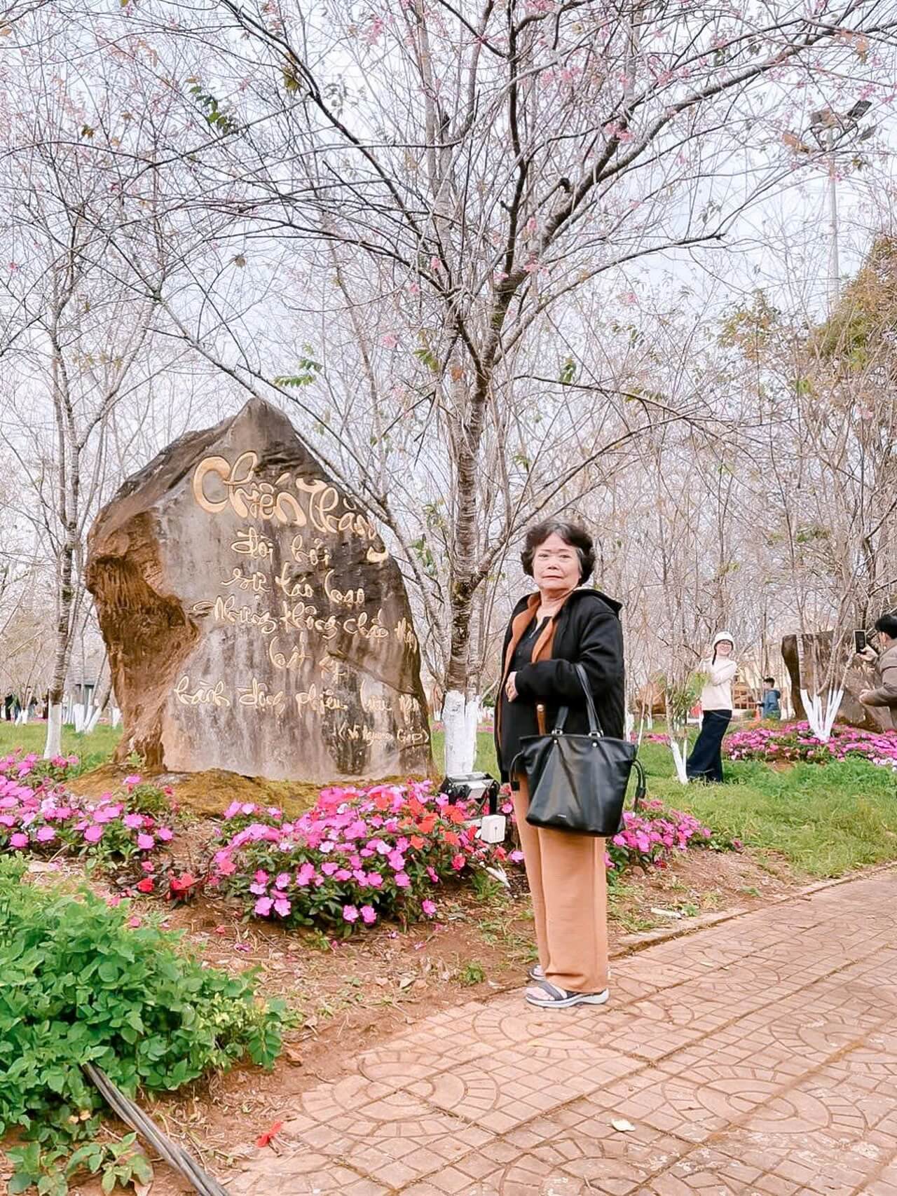 Tour Ghep Mang Den 01 01 2026 09