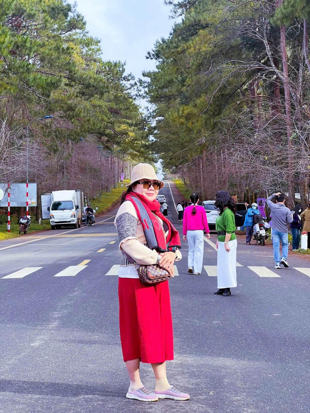 Tour Ghep Mang Den 01 01 2026 20