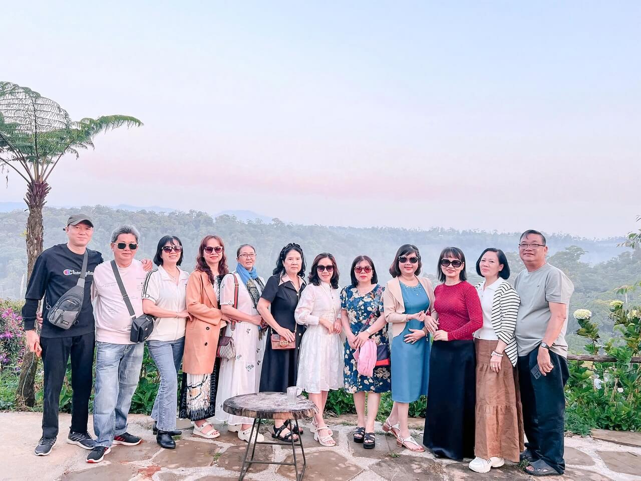 Tour Ghep Mang Den 18 03 2026 05