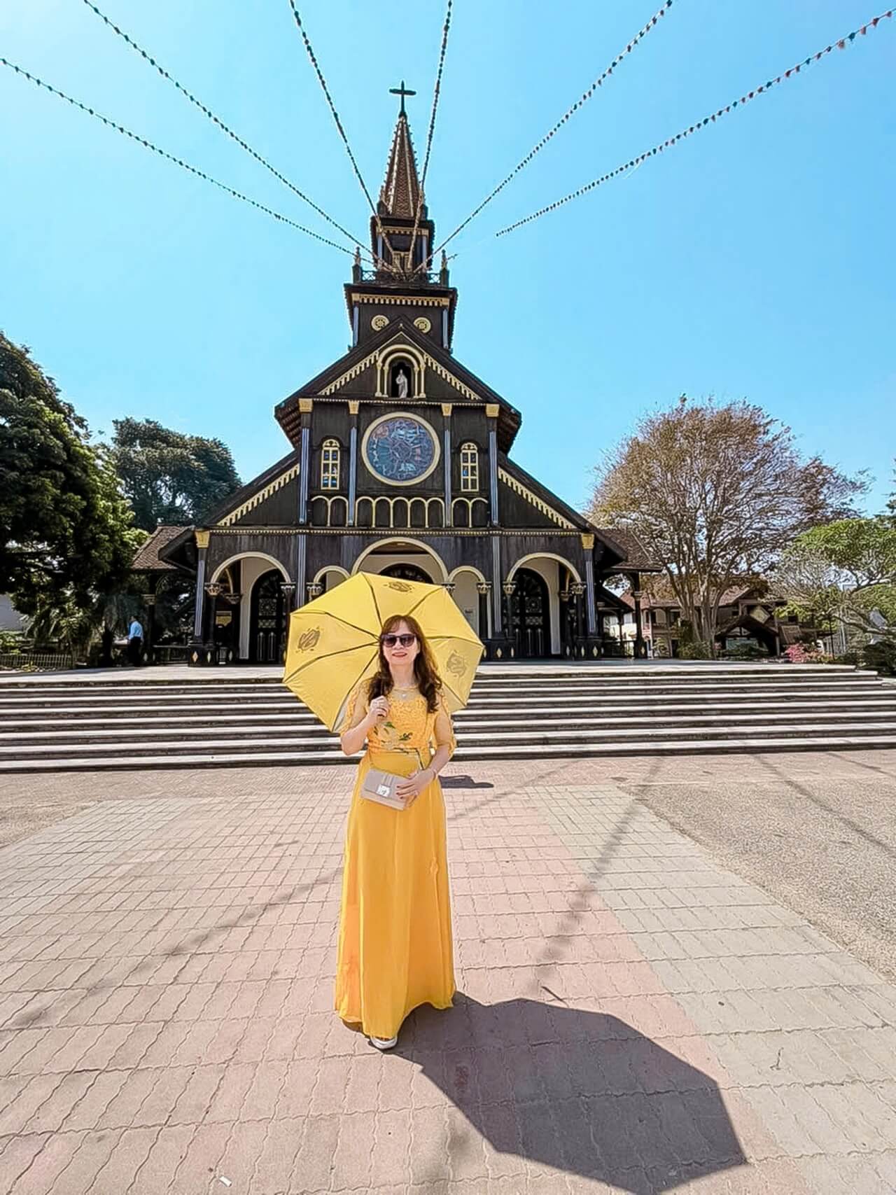 Tour Ghep Mang Den 18 03 2026 11