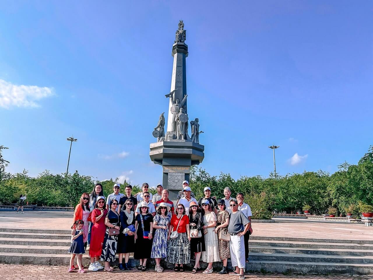 Tour Ghep Mang Den 18 03 2026 13