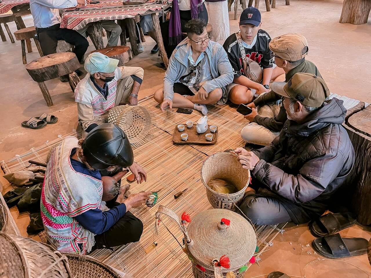 Tour Khach Doan Ta Dung Da Lat 12 03 2026 25