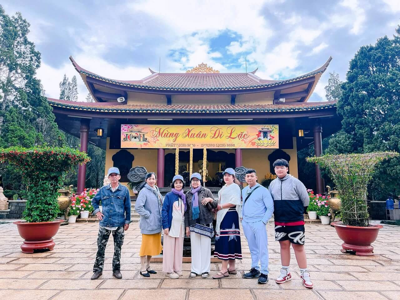 Tour Khach Doan Ta Dung Da Lat 12 03 2026 30