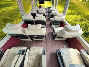 Limousine Massage 02