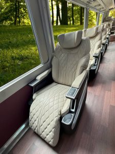 Limousine Massage 03