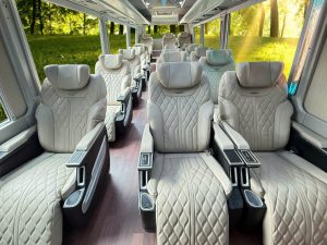 Limousine Massage 04