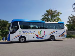 Limousine Massage 05