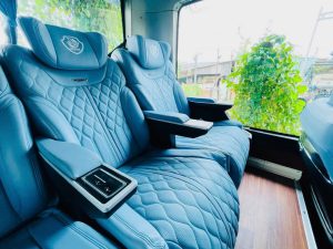 Limousine Massage New 05