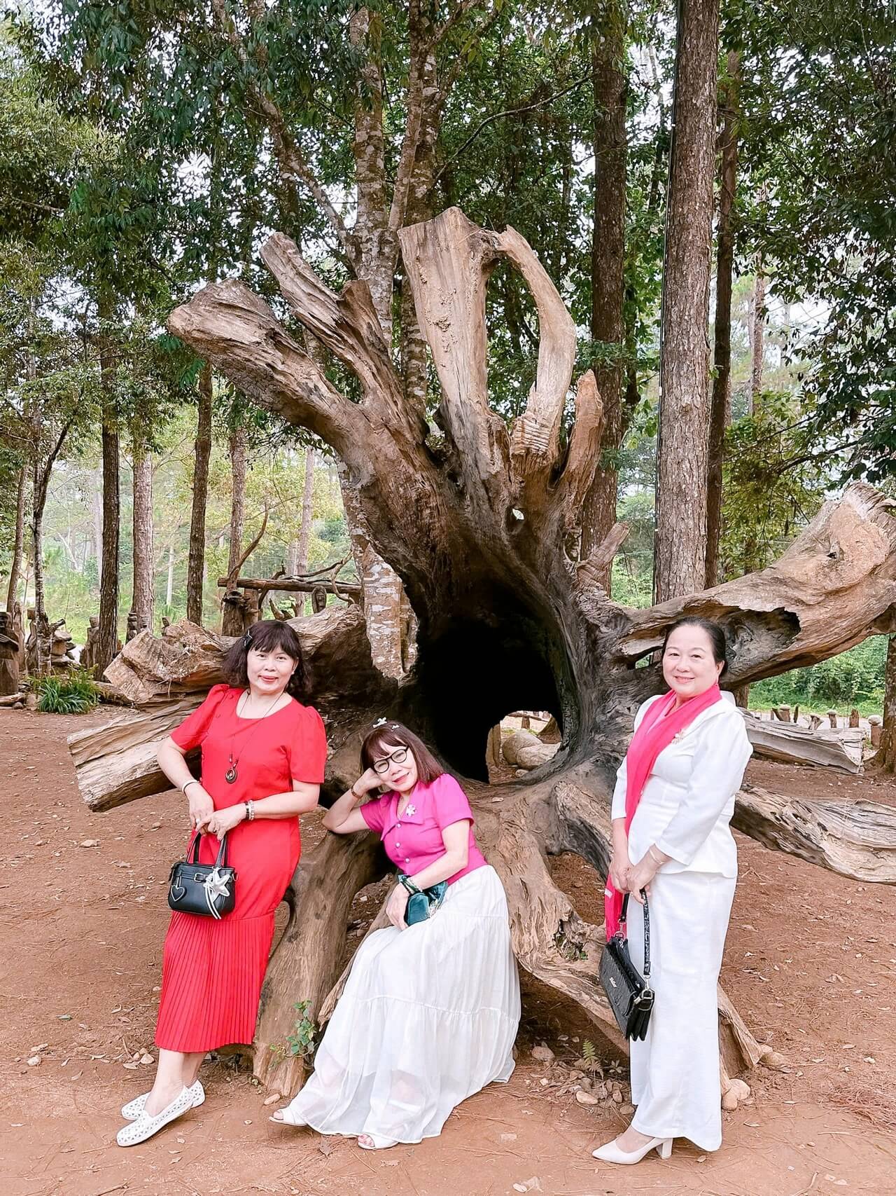 Tour Ghep Mang Den 24 04 2026 07