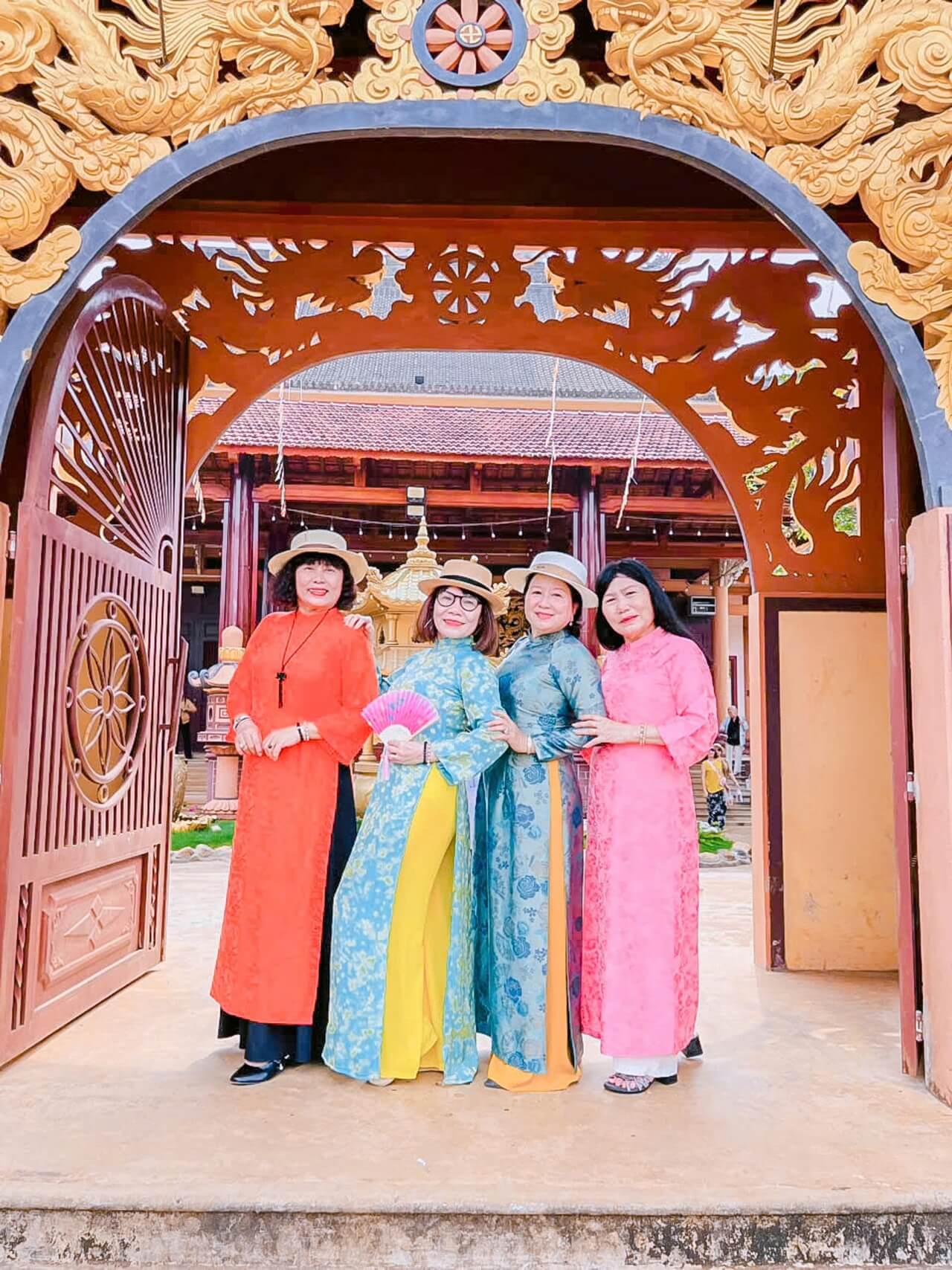 Tour Ghep Mang Den 24 04 2026 24