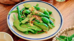 Vietuc Binh Hung Have Breakfast 02