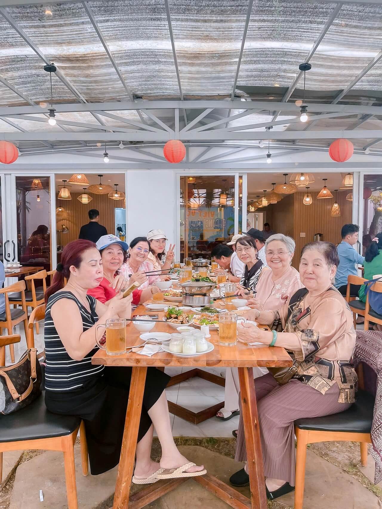 Tour Ghep Mang Den 28 05 2026 17