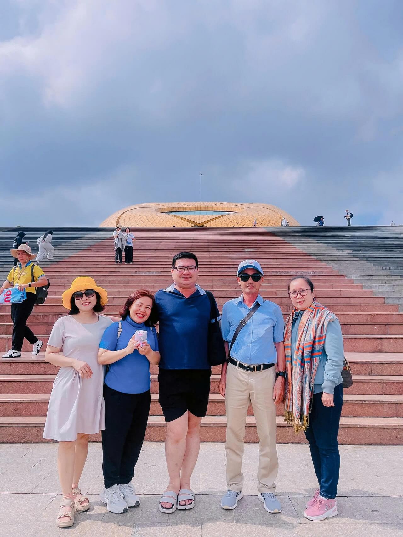 Tour Khach Doan Da Lat 13 05 2026 02