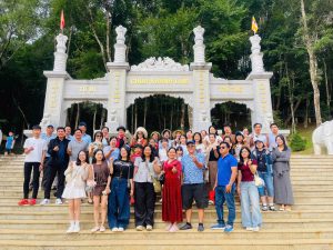 Tour Khach Doan Mang Den 19 06 2026 03