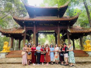 Tour Khach Doan Mang Den 19 06 2026 04