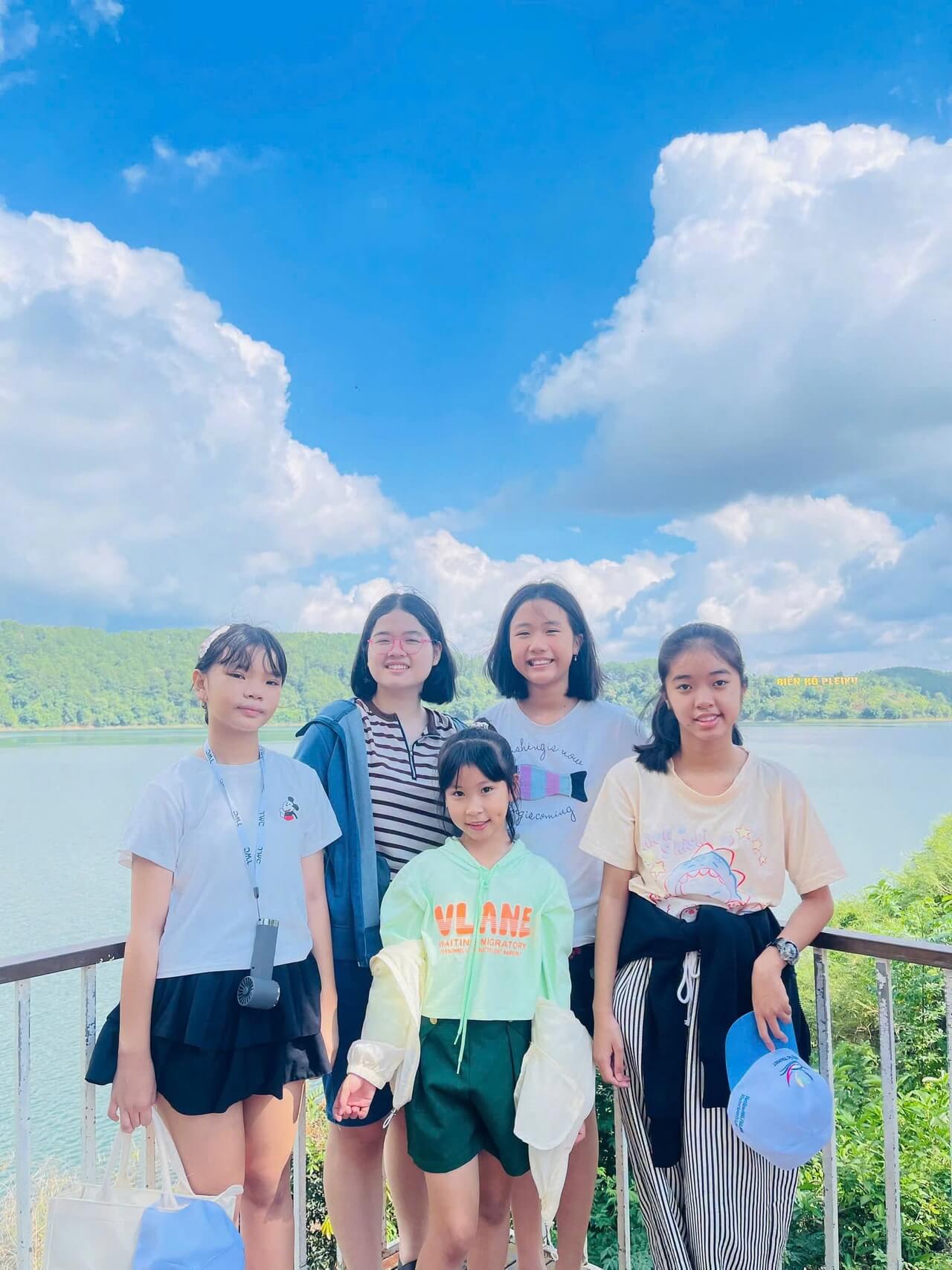 Tour Khach Doan Mang Den 19 06 2026 13