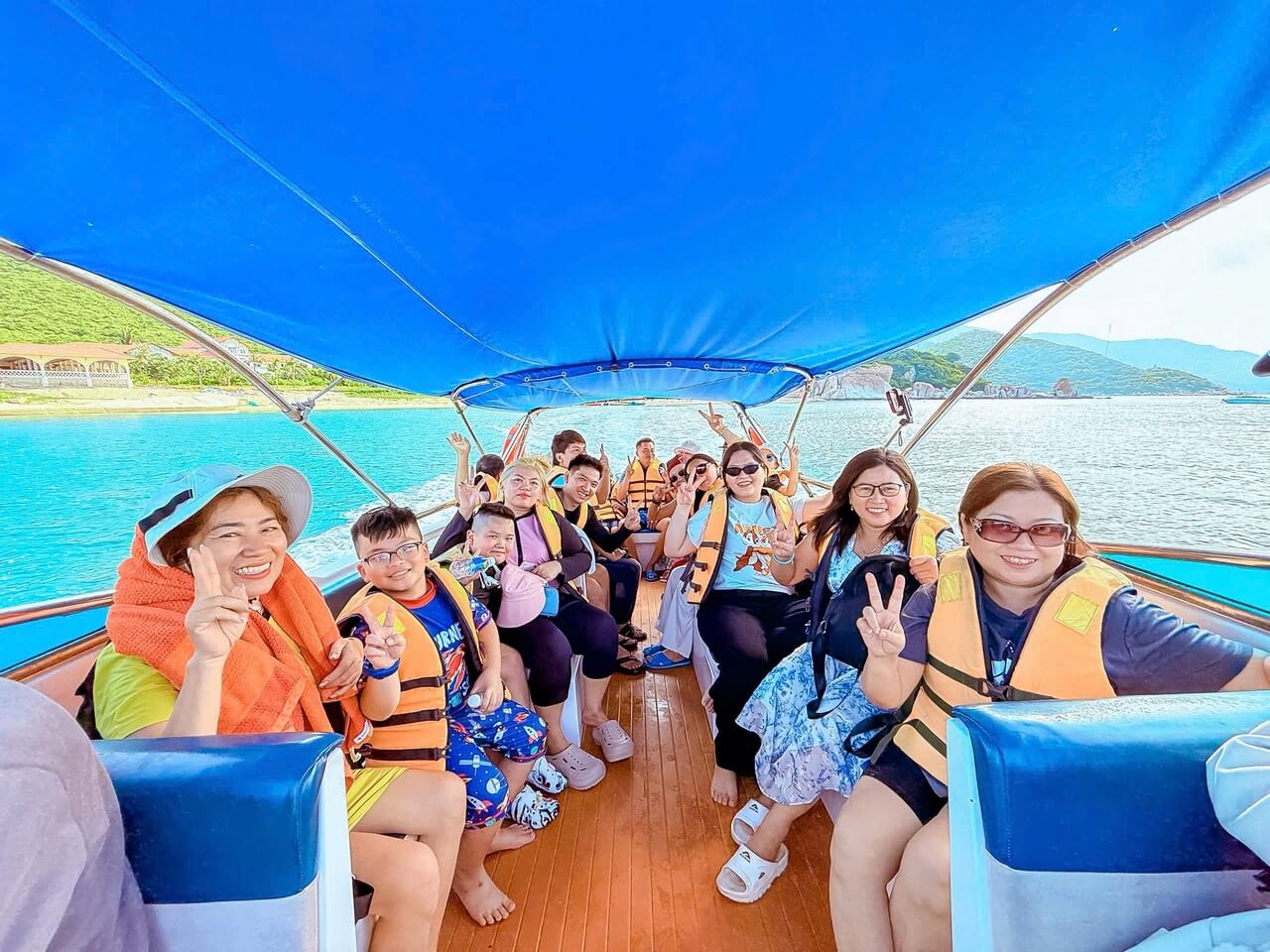 Tour Ghep Binh Hung 20 07 2026 14