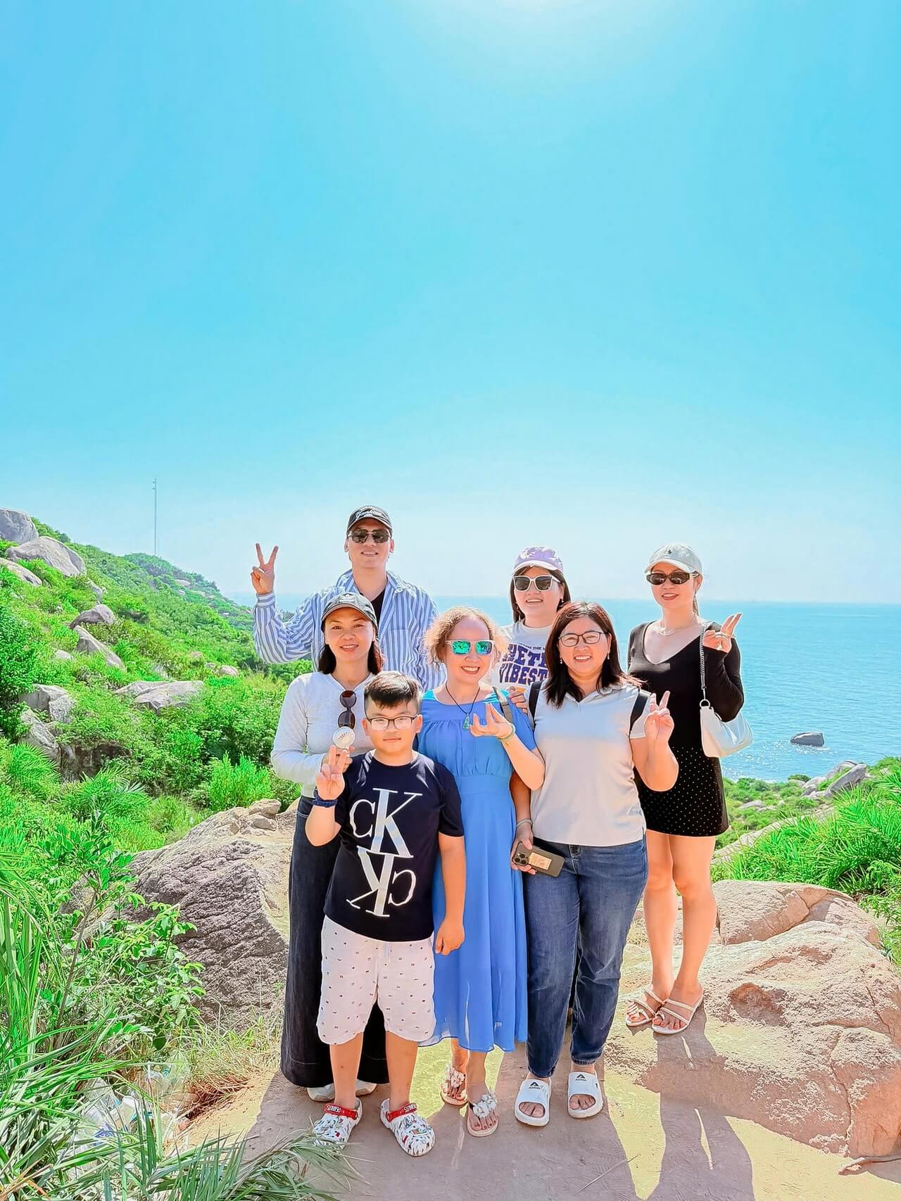 Tour Ghep Binh Hung 20 07 2026 23