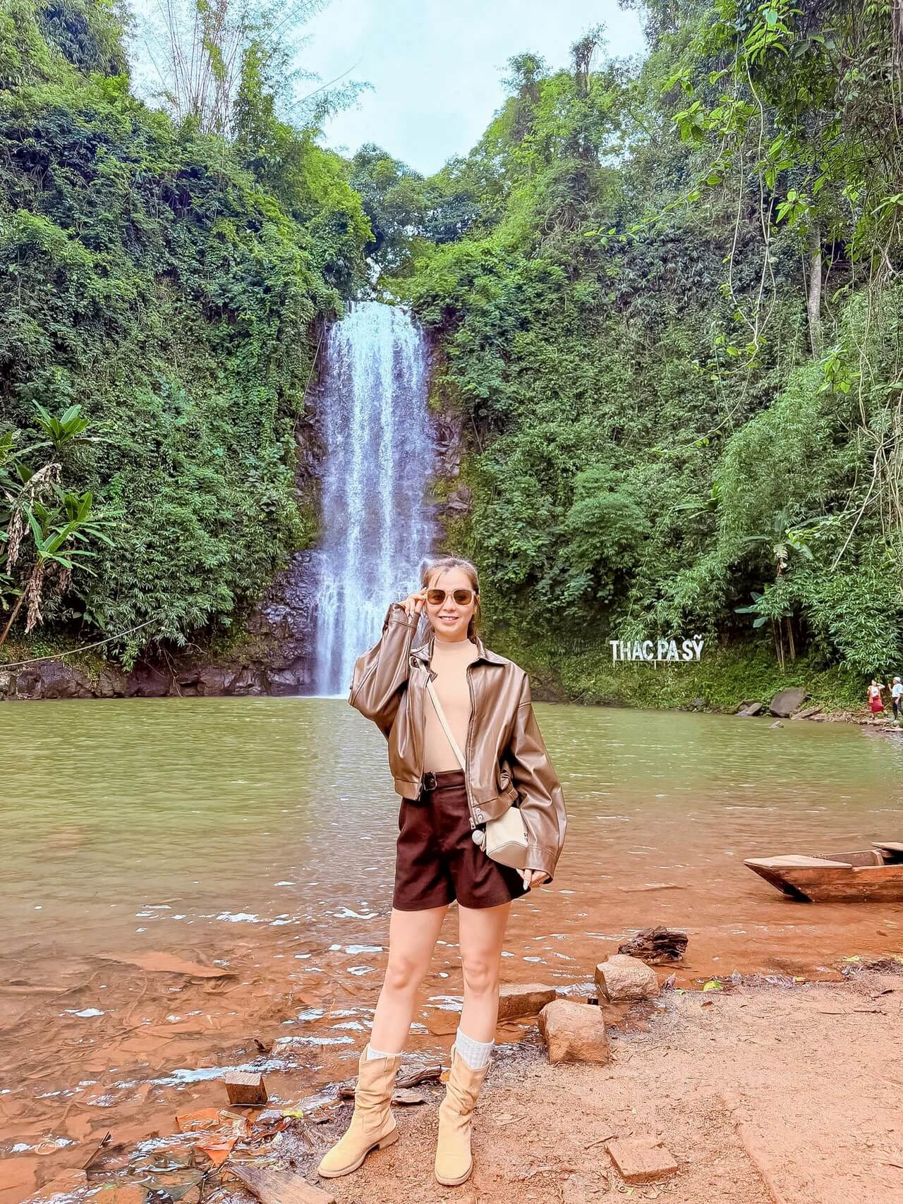 Tour Ghep Mang Den 31 08 2026 35