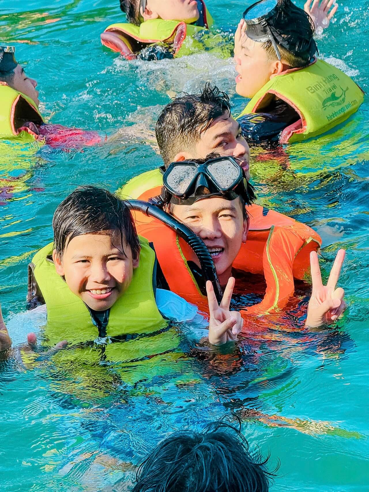 Tour Khach Doan Binh Hung 07 08 2026 22