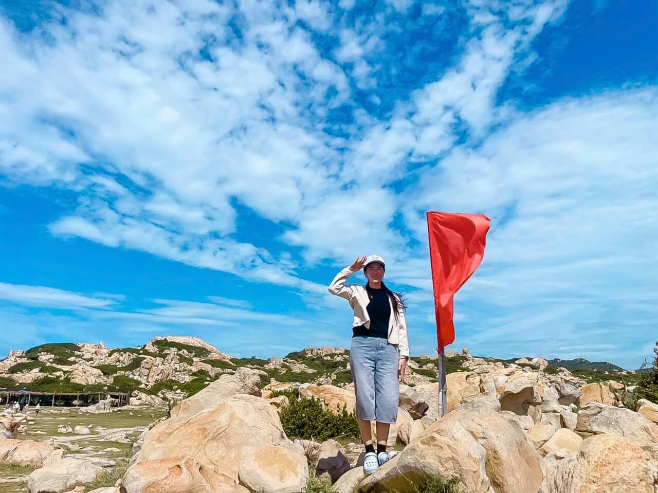 Tour Khach Doan Binh Hung 07 08 2026 36