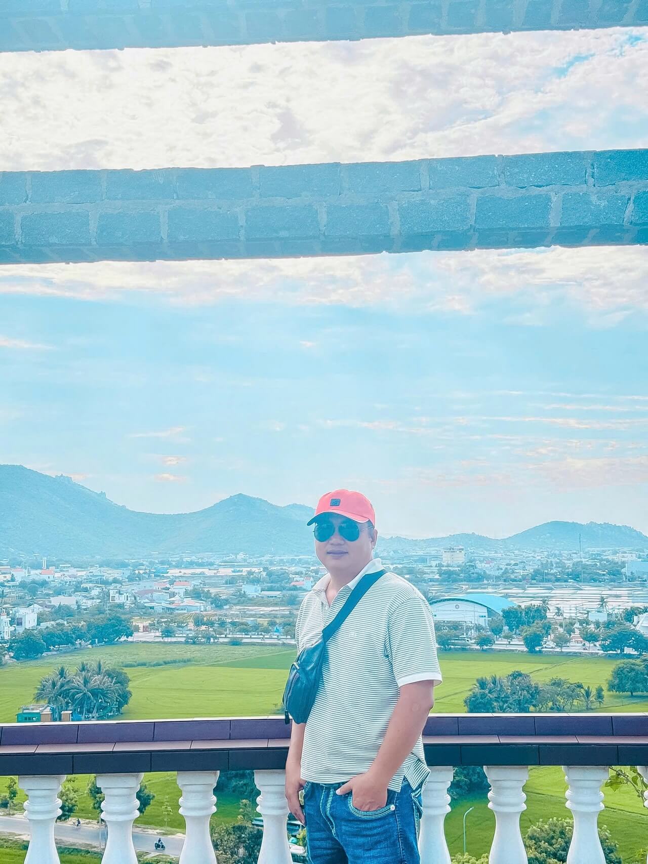 Tour Khach Doan Binh Hung 07 08 2026 42