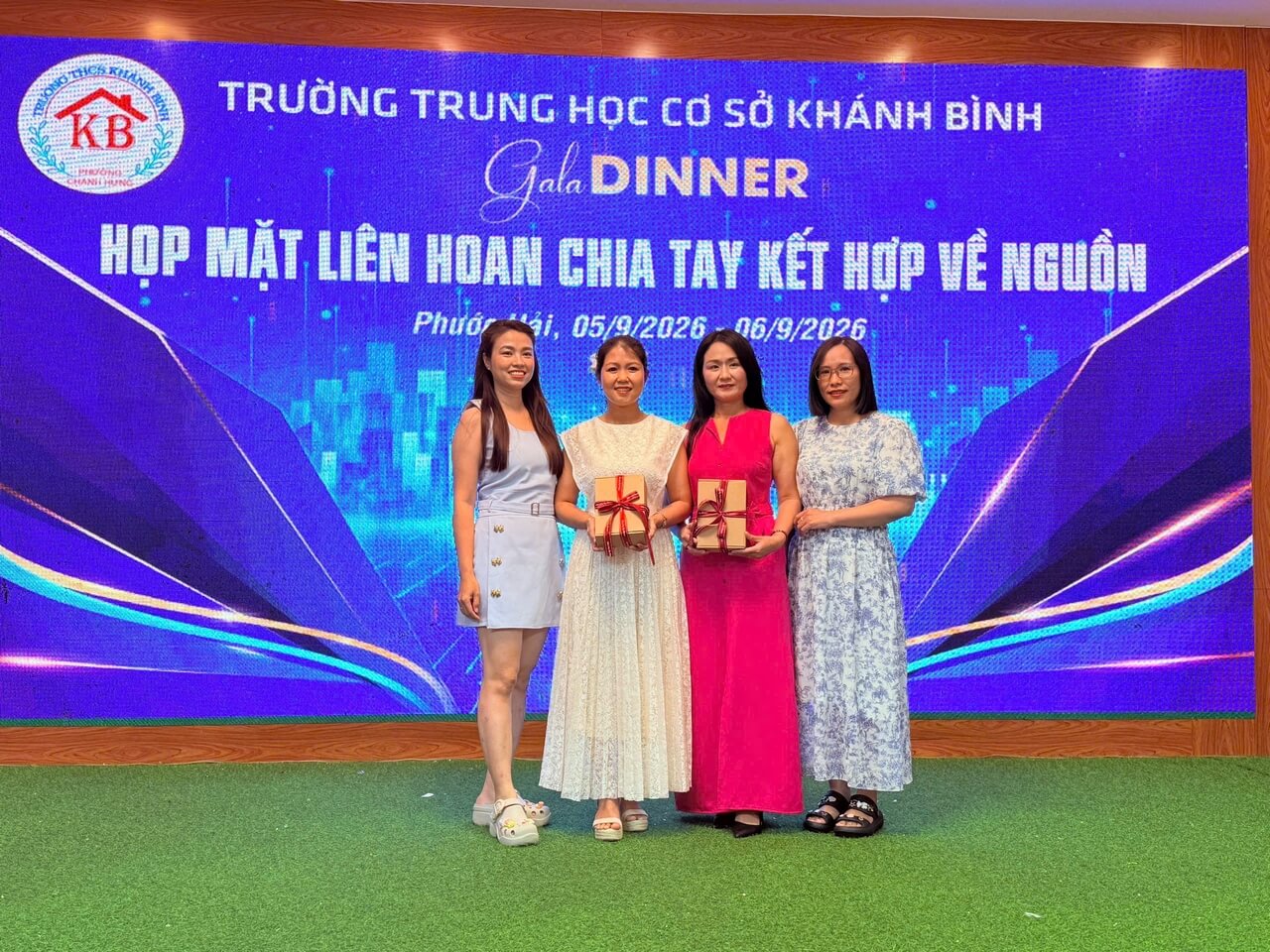 Tour Khach Doan Phuoc Hai 05 09 2026 23